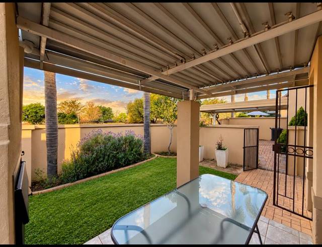4 BEDROOM TOWNHOUSE FOR SALE IN AMBERFIELD